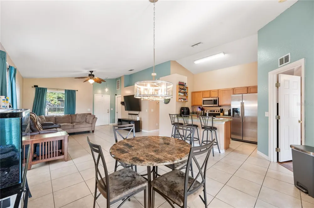 7859 SUGAR PINE BOULEVARD Lakeland, FL 33810