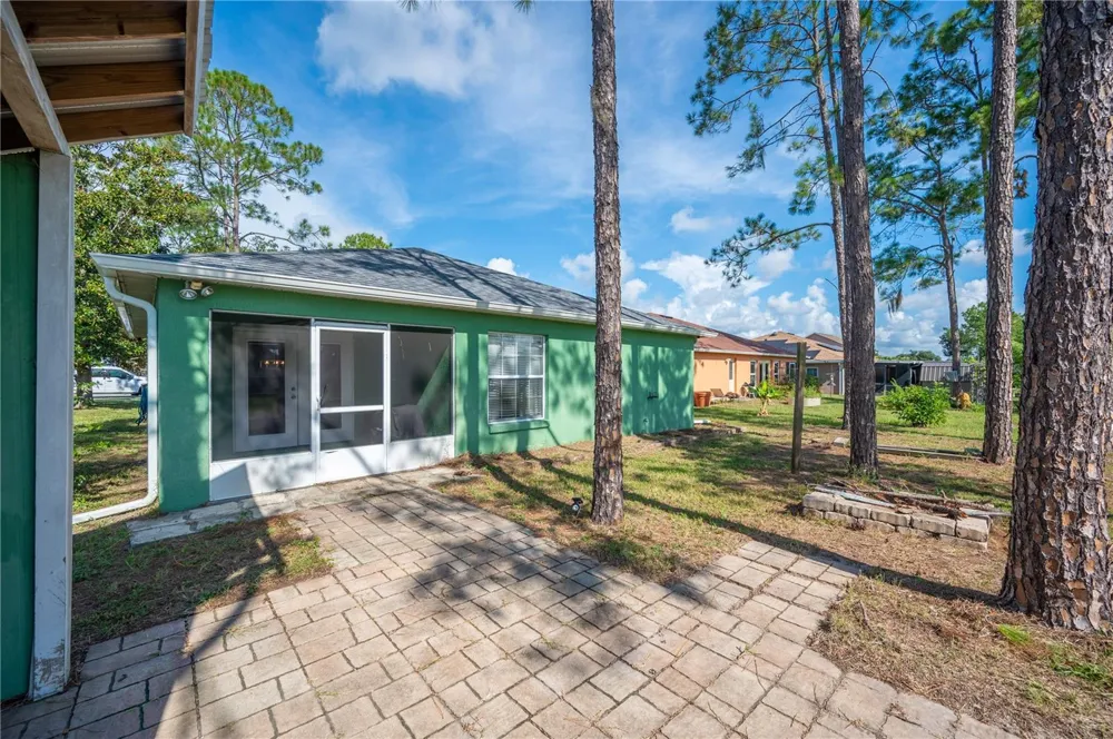 7859 SUGAR PINE BOULEVARD Lakeland, FL 33810