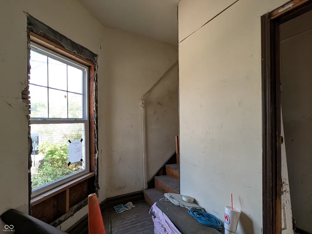 417 12th Street Columbus, IN 47201