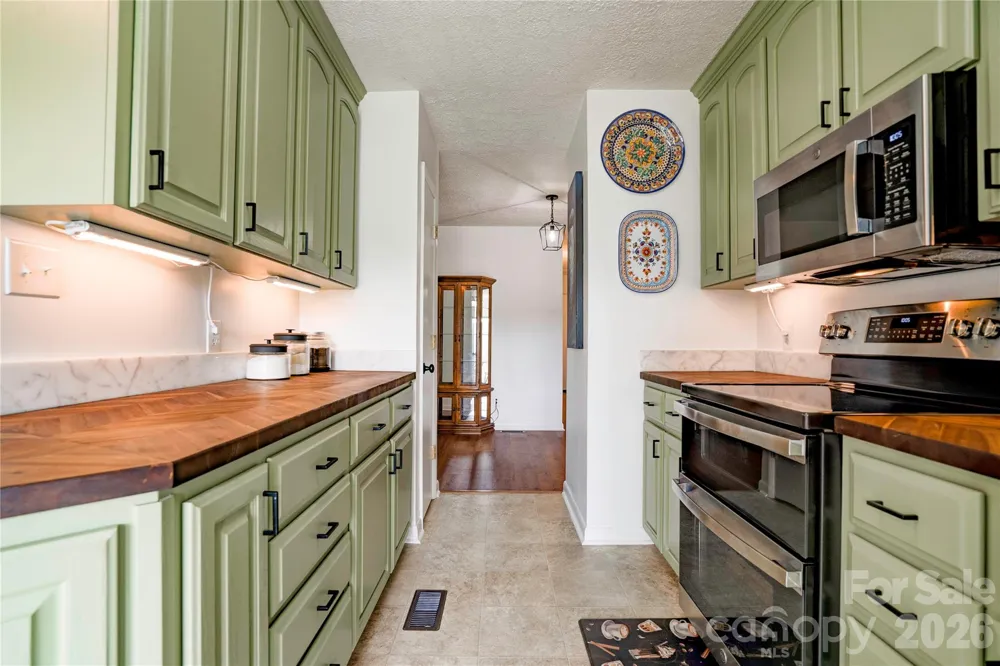 8 Charger Court Shelby, NC 28152