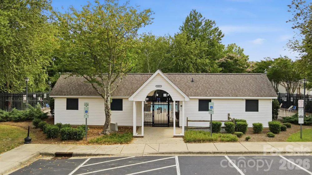 10933 Stone Trail Road Charlotte, NC 28213