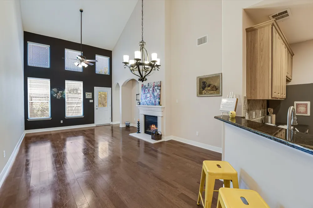 2210 Onion Creek Parkway #503 Austin, TX 78747