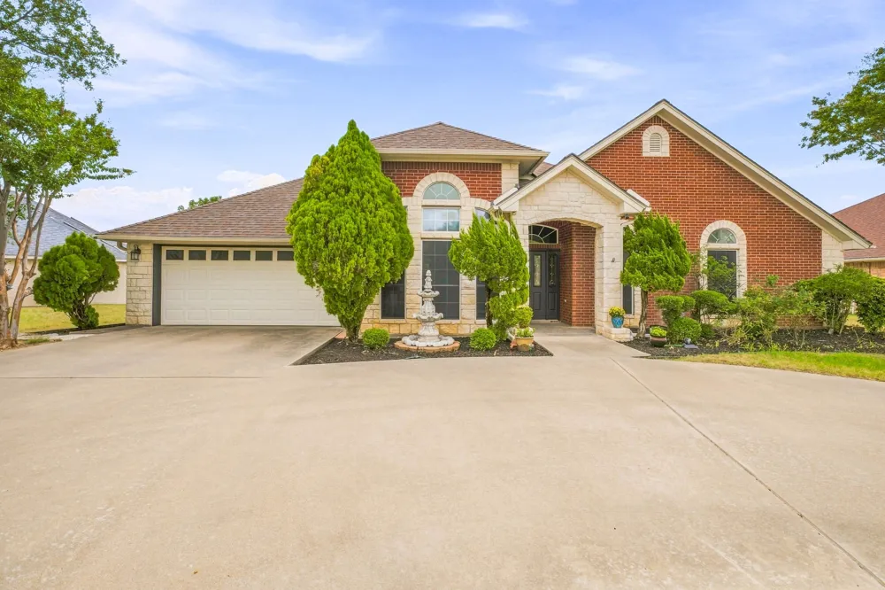 1422 Glenwood Drive Stephenville, TX 76401