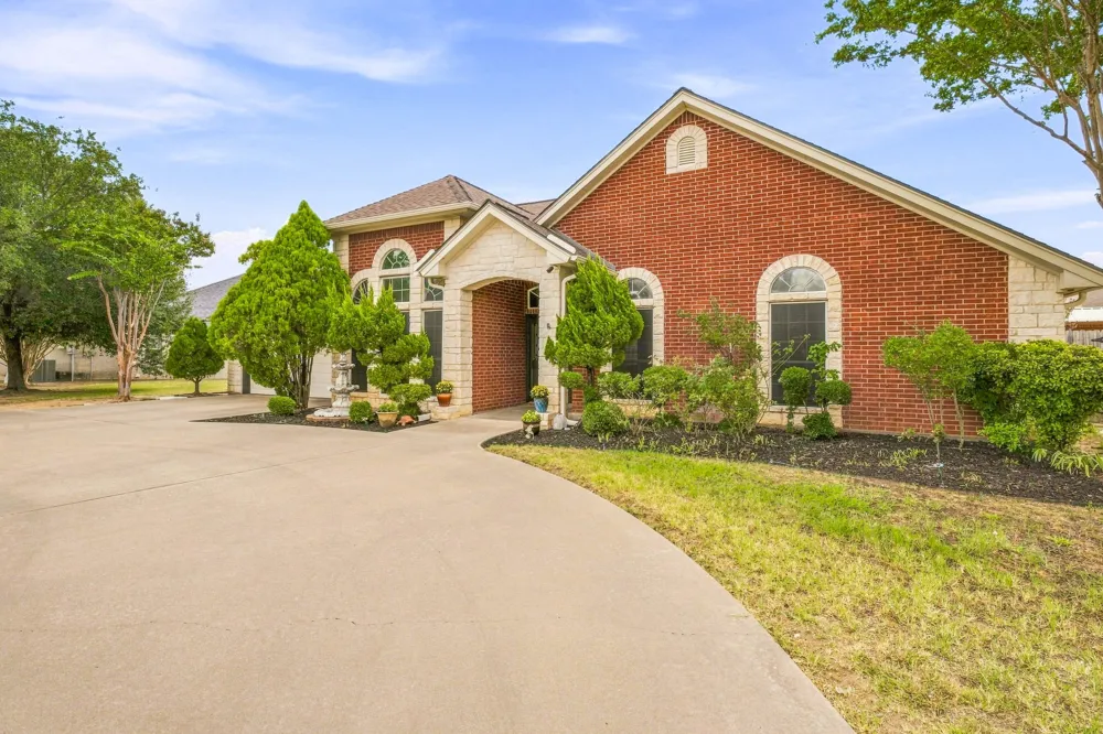 1422 Glenwood Drive Stephenville, TX 76401