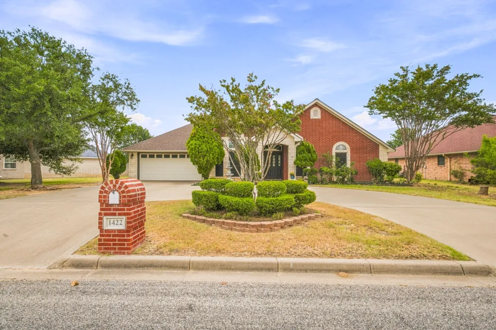 1422 Glenwood Drive Stephenville, TX 76401