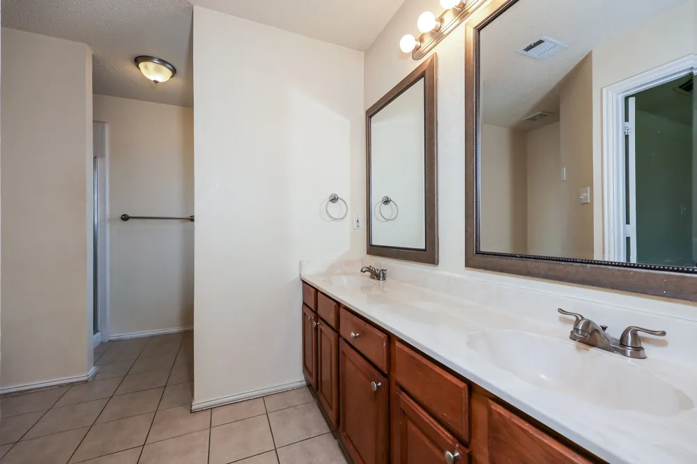 1909 Saint Nevis Drive Mansfield, TX 76063