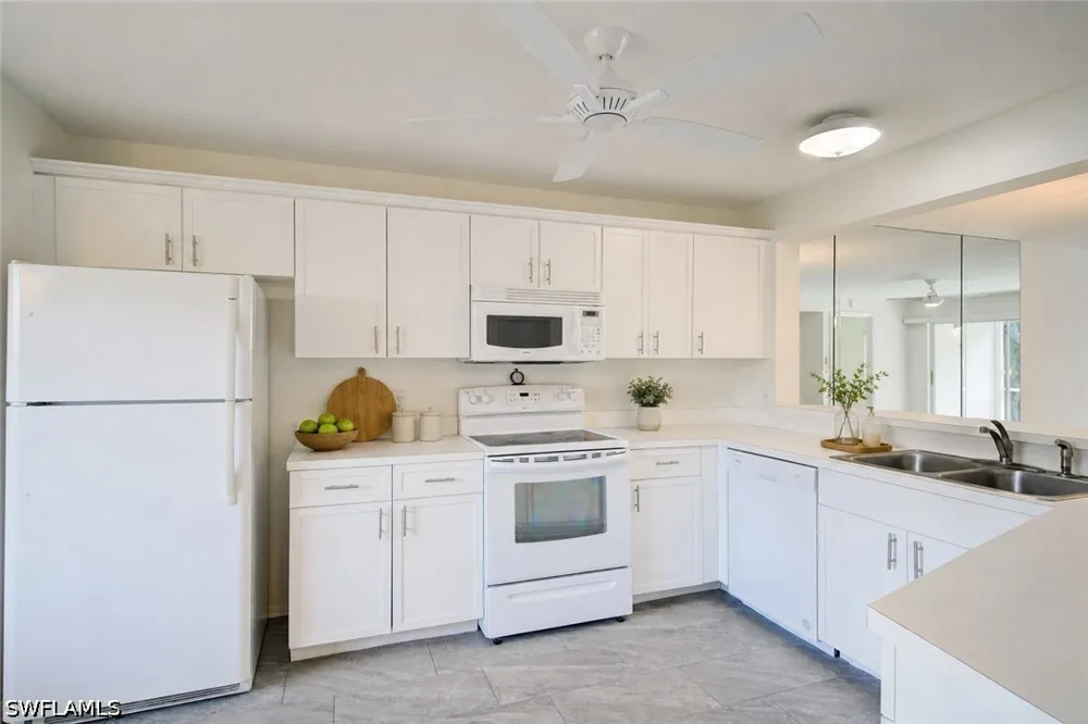 Belina Drive #5-605 Naples, FL 34104