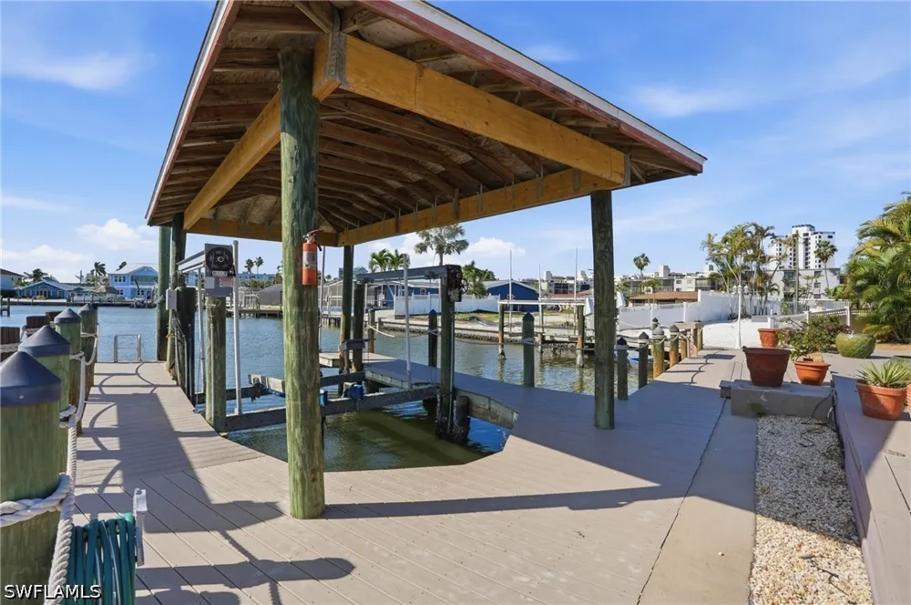 Albatross Street Fort Myers Beach, FL 33931