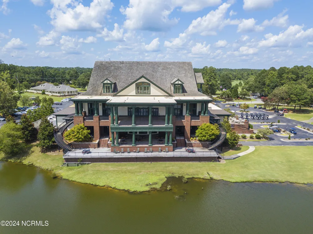 123 Candlewood Drive Wallace, NC 28466