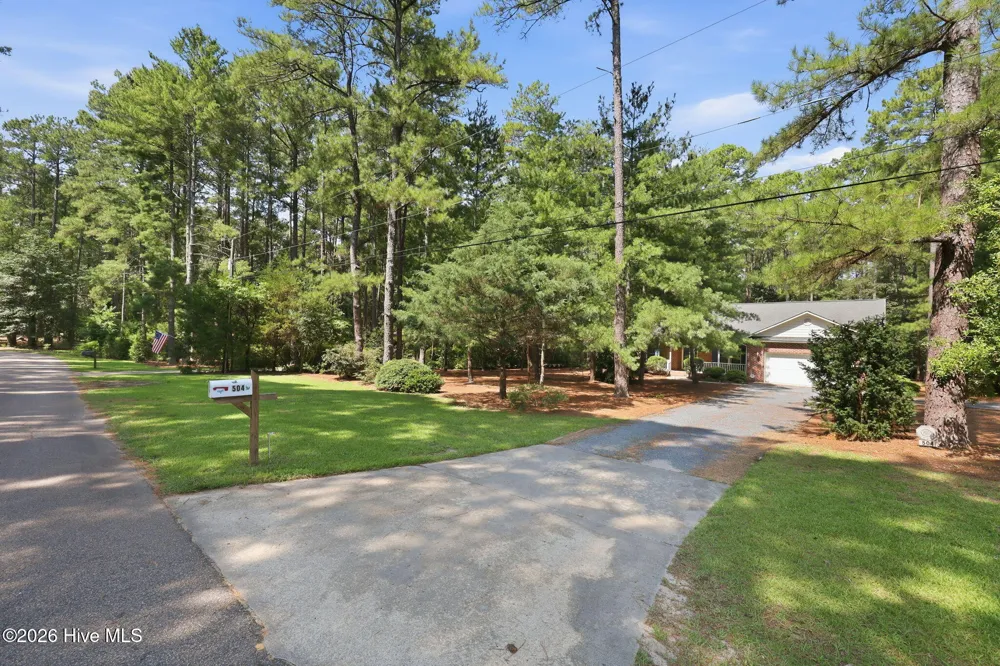 504 Shelton Drive Aberdeen, NC 28315
