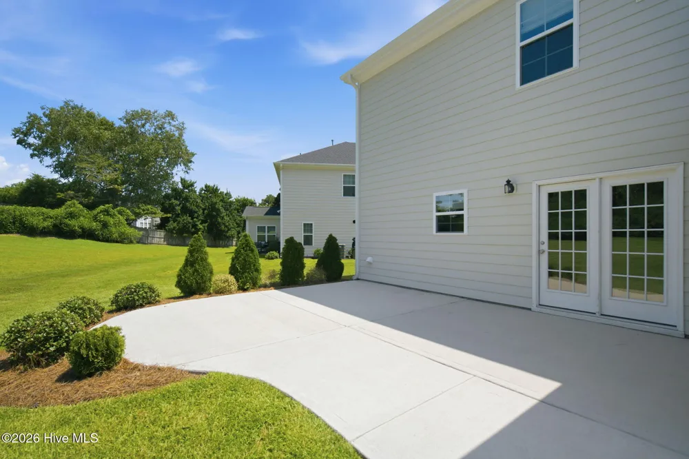495 Sugar Cove Run Wilmington, NC 28411