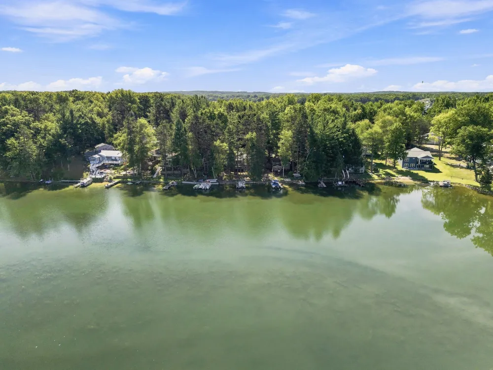 5805 Harding Road Barryton, MI 49305