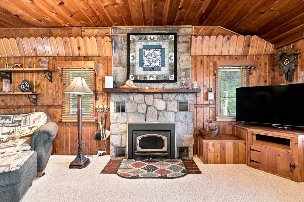 5805 Harding Road Barryton, MI 49305