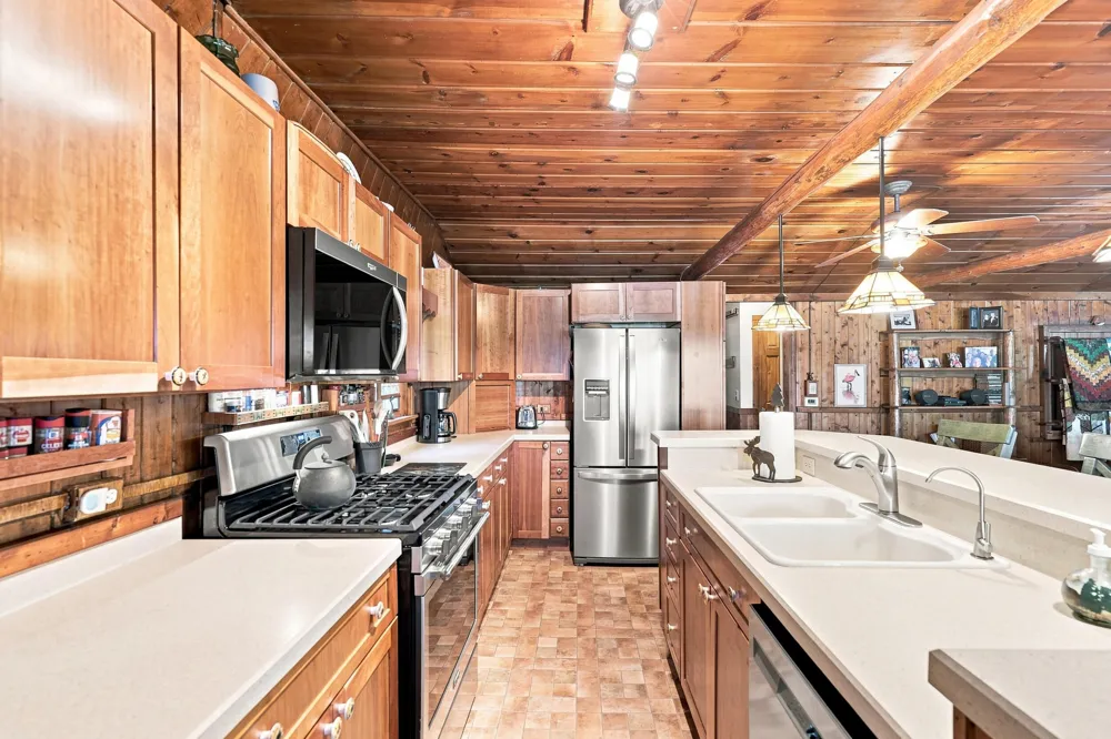 5805 Harding Road Barryton, MI 49305