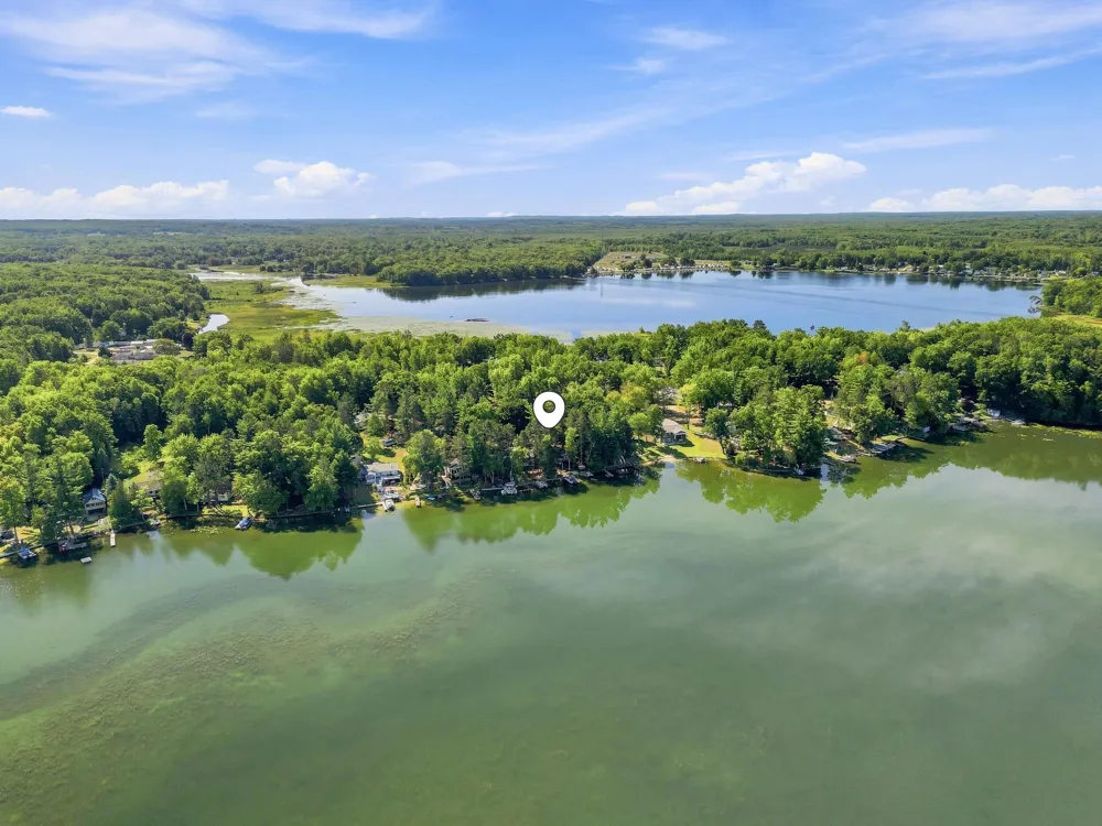 5805 Harding Road Barryton, MI 49305