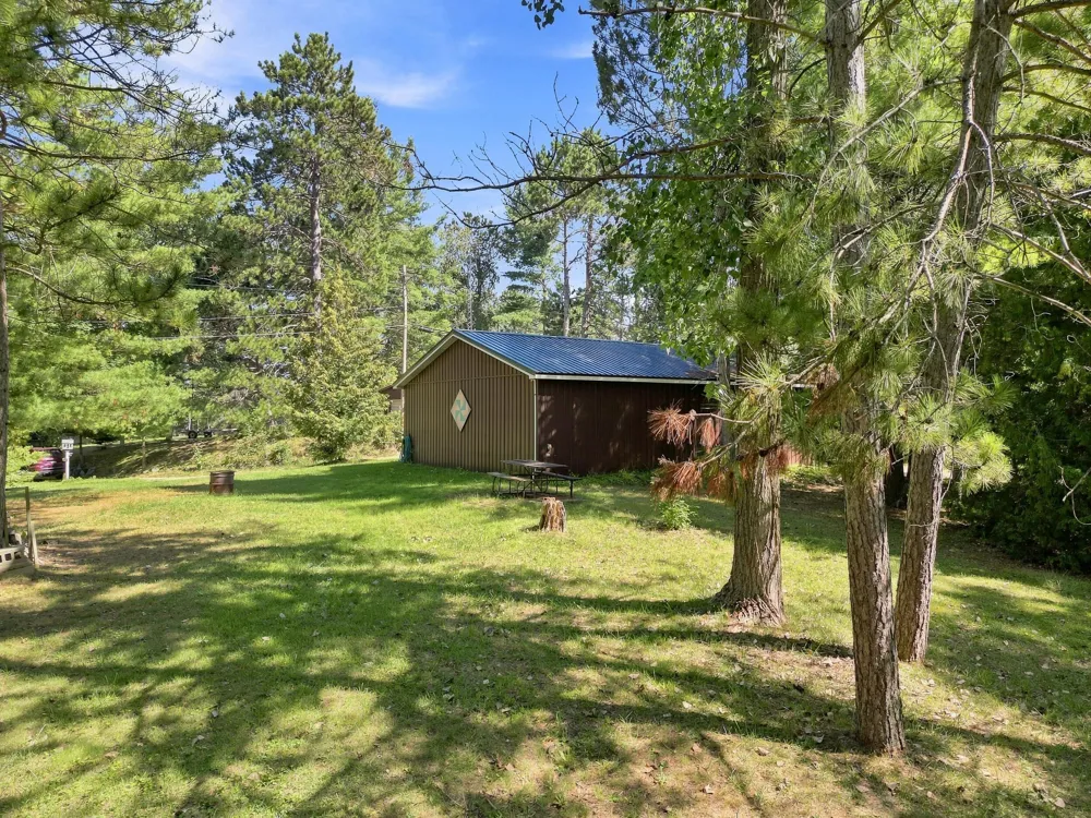 5805 Harding Road Barryton, MI 49305