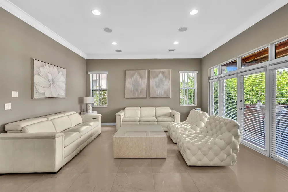 3521 FOREST VIEW CIRCLE Dania Beach, FL 33312