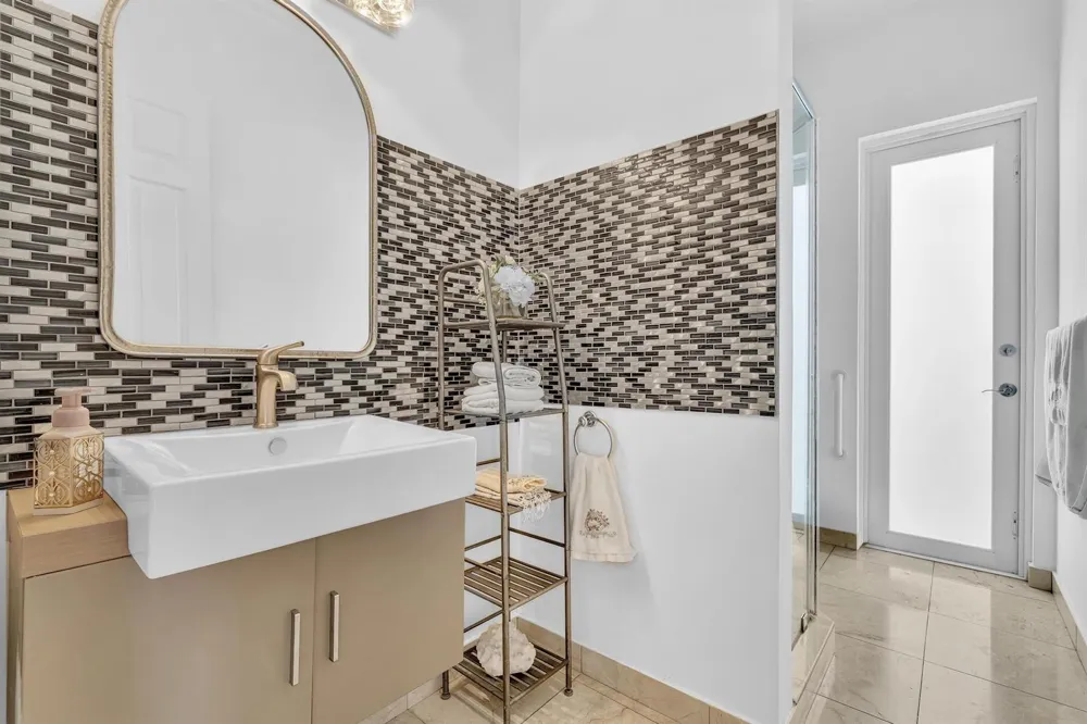 3521 FOREST VIEW CIRCLE Dania Beach, FL 33312