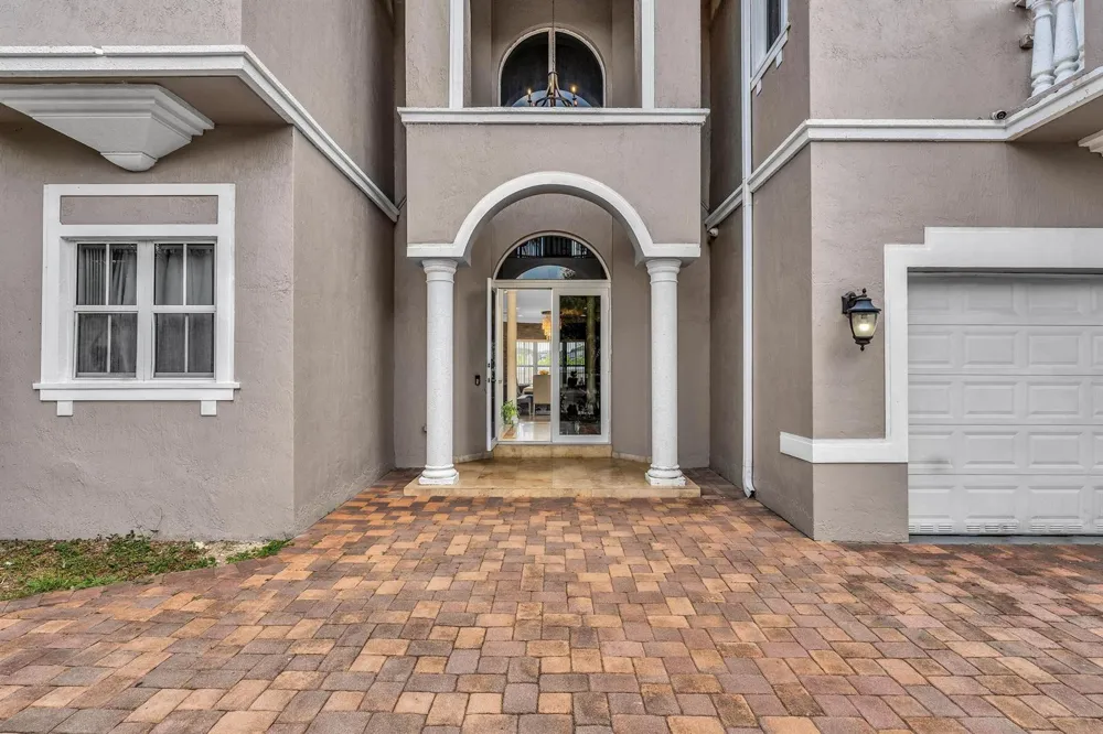 3521 FOREST VIEW CIRCLE Dania Beach, FL 33312