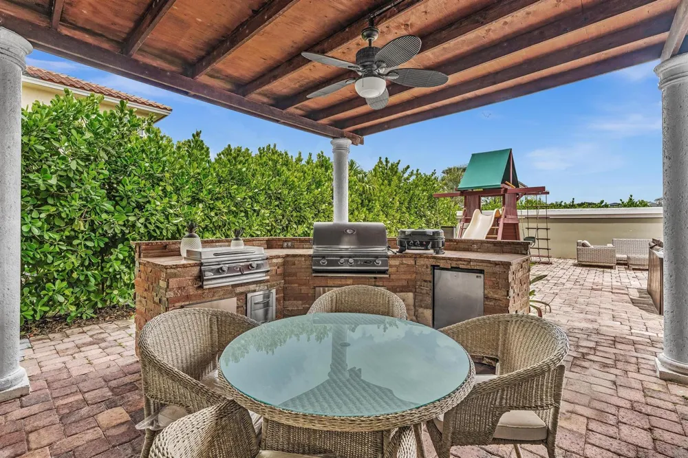 3521 FOREST VIEW CIRCLE Dania Beach, FL 33312