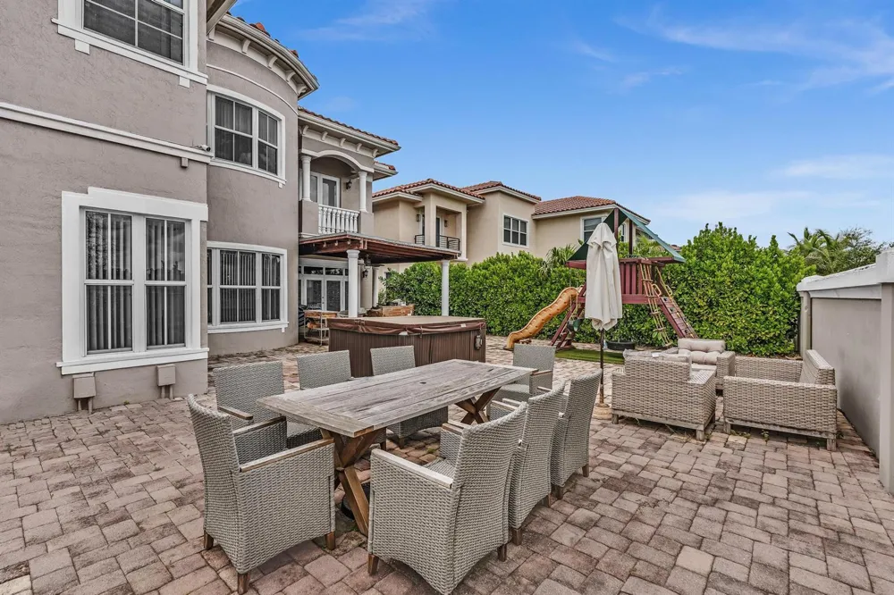 3521 FOREST VIEW CIRCLE Dania Beach, FL 33312
