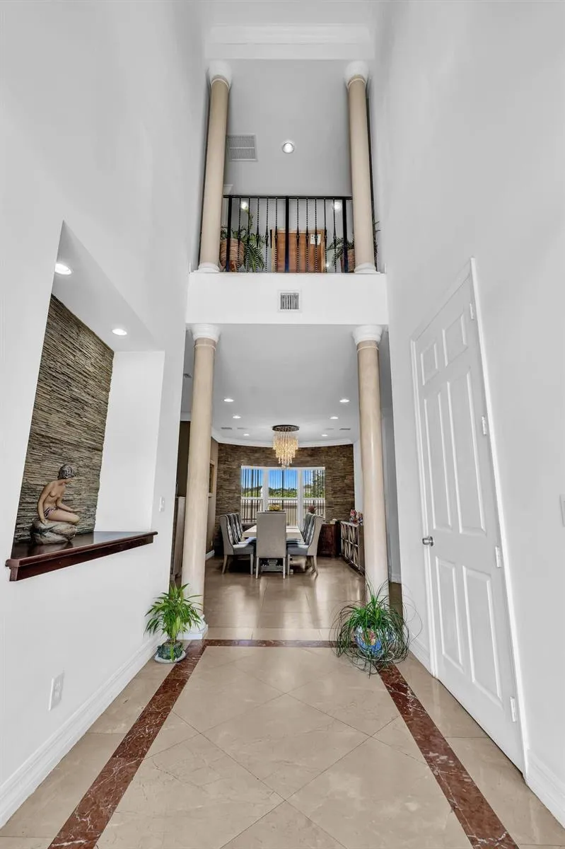 3521 FOREST VIEW CIRCLE Dania Beach, FL 33312
