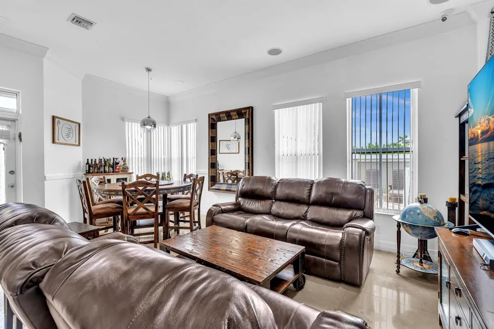 3521 FOREST VIEW CIRCLE Dania Beach, FL 33312