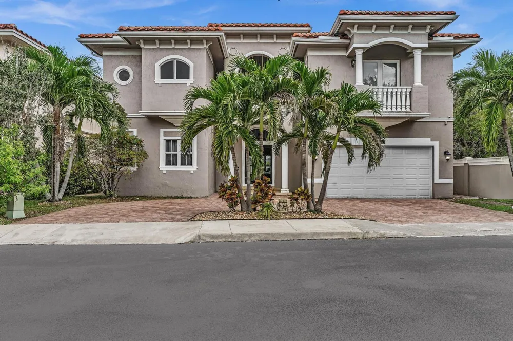 3521 FOREST VIEW CIRCLE Dania Beach, FL 33312