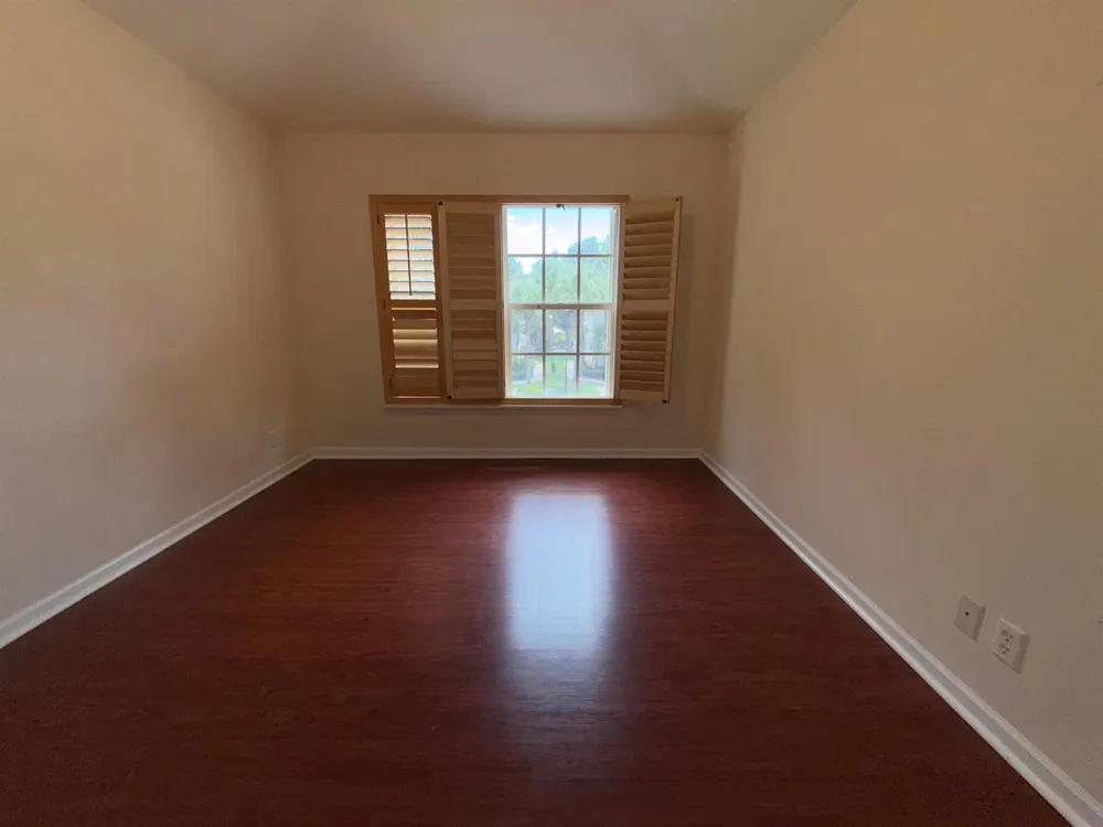 1083 Woodfield Road #1083 