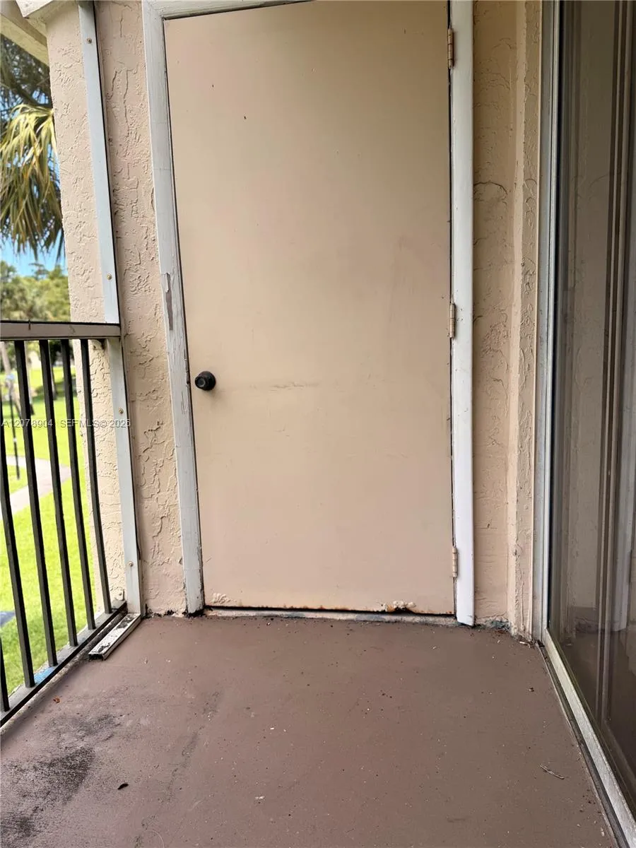 891 Cypress Park Way #P6 Deerfield Beach, FL 33064