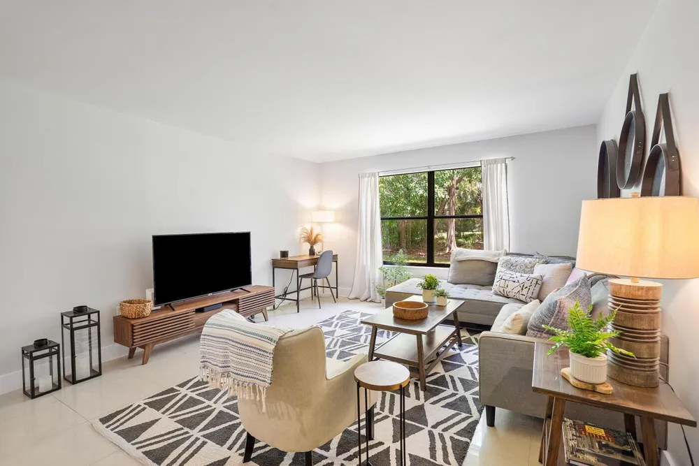 13095 BELHAVEN COURT #6 Wellington, FL 33414