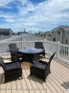 84 Inlet Drive Point Pleasant Beach, NJ 08742