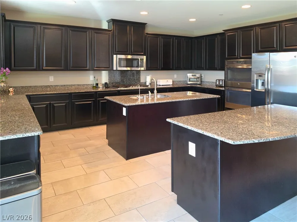 871 Via Campo Tures Henderson, NV 89011