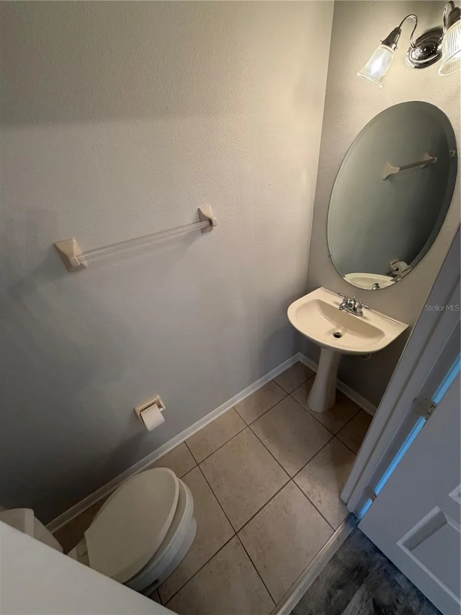 3444 VICTORIA PINES DRIVE #164 Orlando, FL 32829