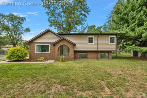 7710 Richardson Road