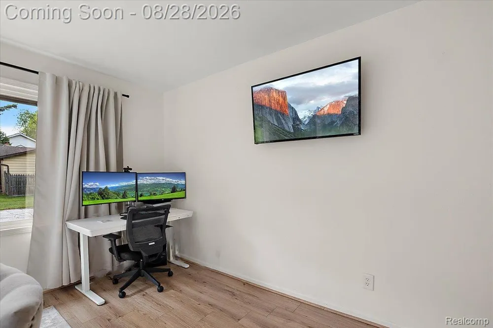 7710 Richardson Road West Bloomfield Charter Township, MI 48323