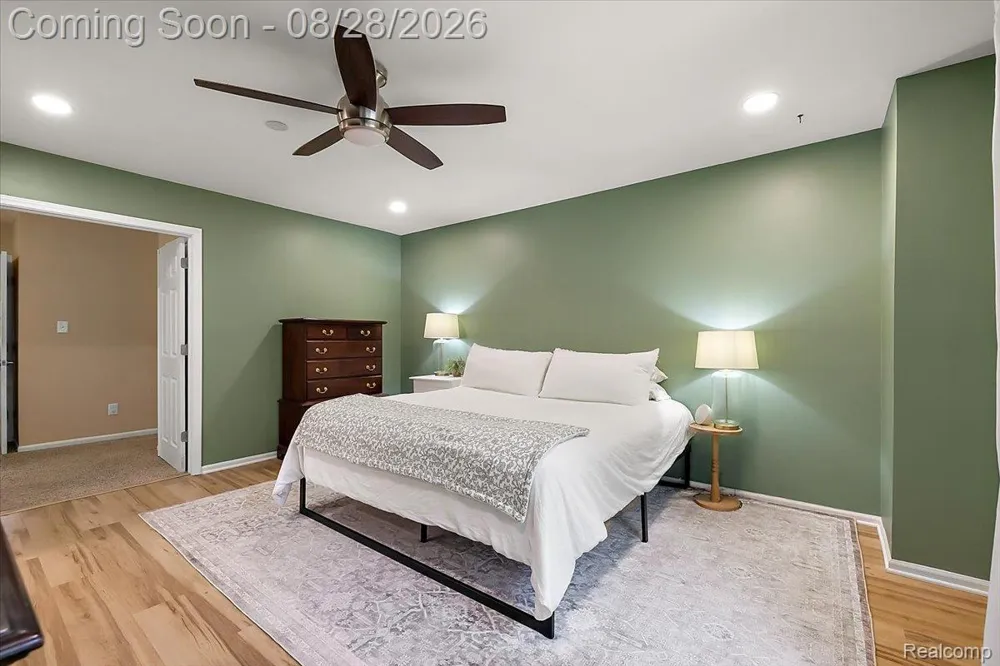 7710 Richardson Road West Bloomfield Charter Township, MI 48323