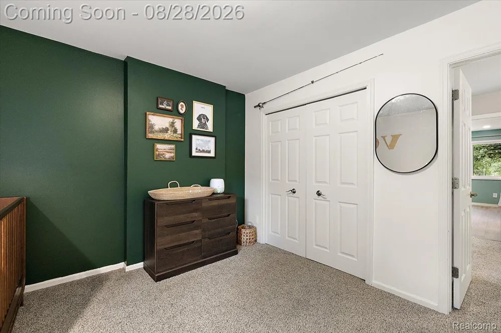 7710 Richardson Road West Bloomfield Charter Township, MI 48323