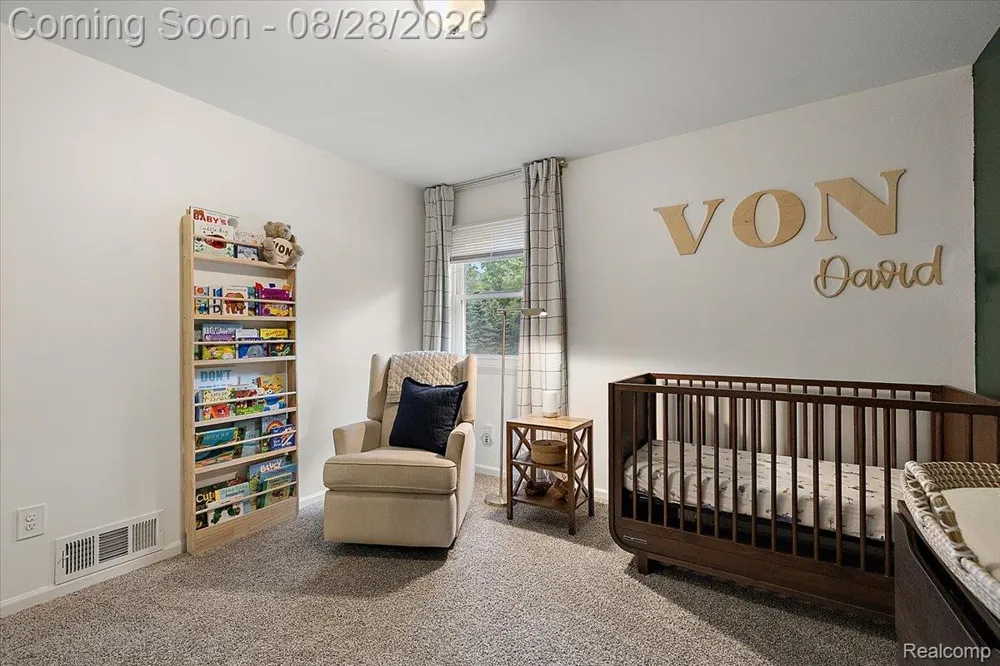 7710 Richardson Road West Bloomfield Charter Township, MI 48323