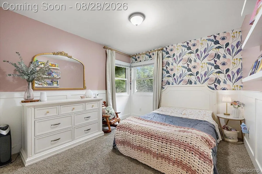 7710 Richardson Road West Bloomfield Charter Township, MI 48323
