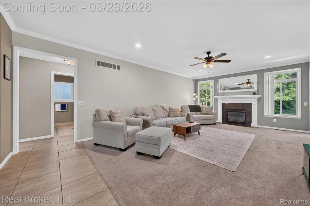 7663 W Pearson Shelby Charter Township, MI 48316