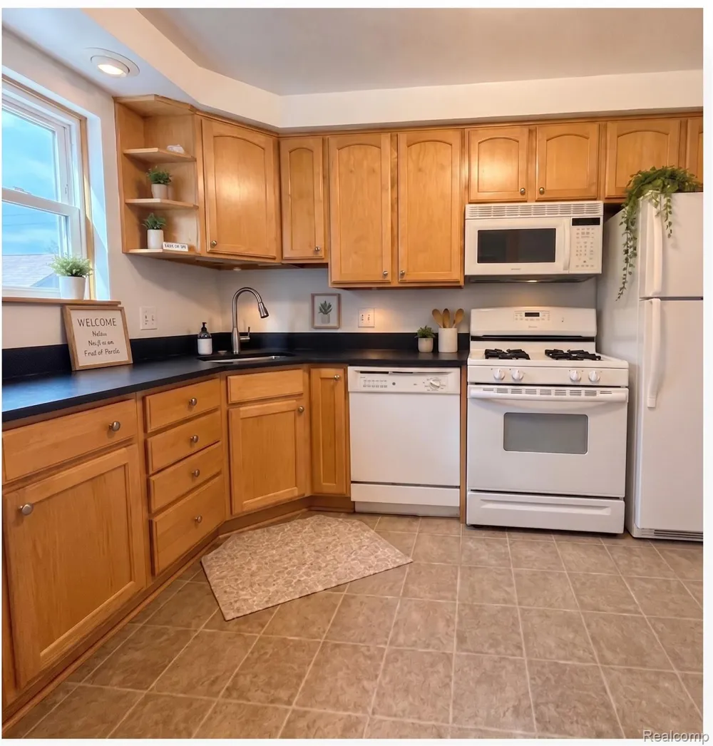1261 S Birch (Unit 1 - 2 Bedrooms) Street Dearborn City, MI 48124
