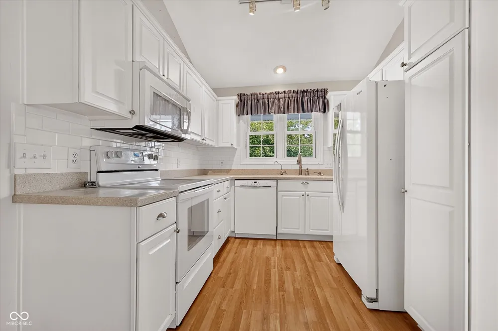 17890 Tallgrass Court Noblesville, IN 46062