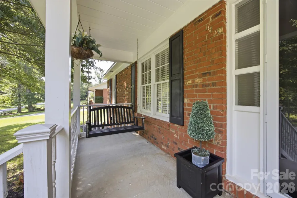 815 Lakeside Circle Lancaster, SC 29720