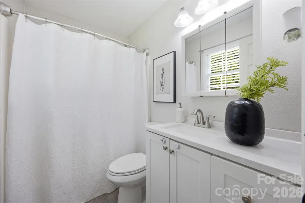 815 Lakeside Circle Lancaster, SC 29720