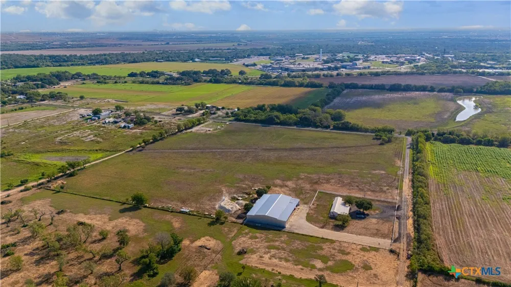 11706 Kinney Atascosa, TX 78002