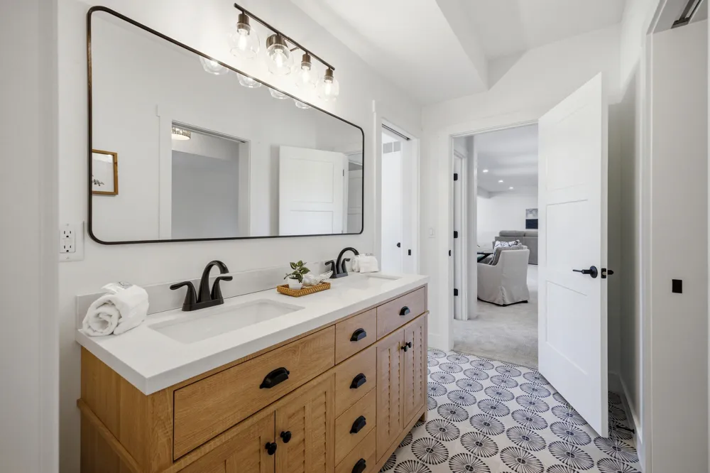 6861 Nature Lane La Porte, IN 46350