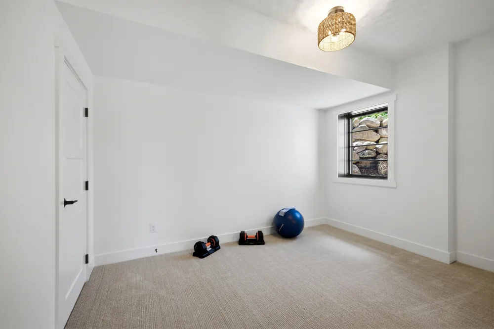 6861 Nature Lane La Porte, IN 46350