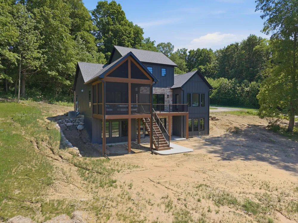 6861 Nature Lane La Porte, IN 46350