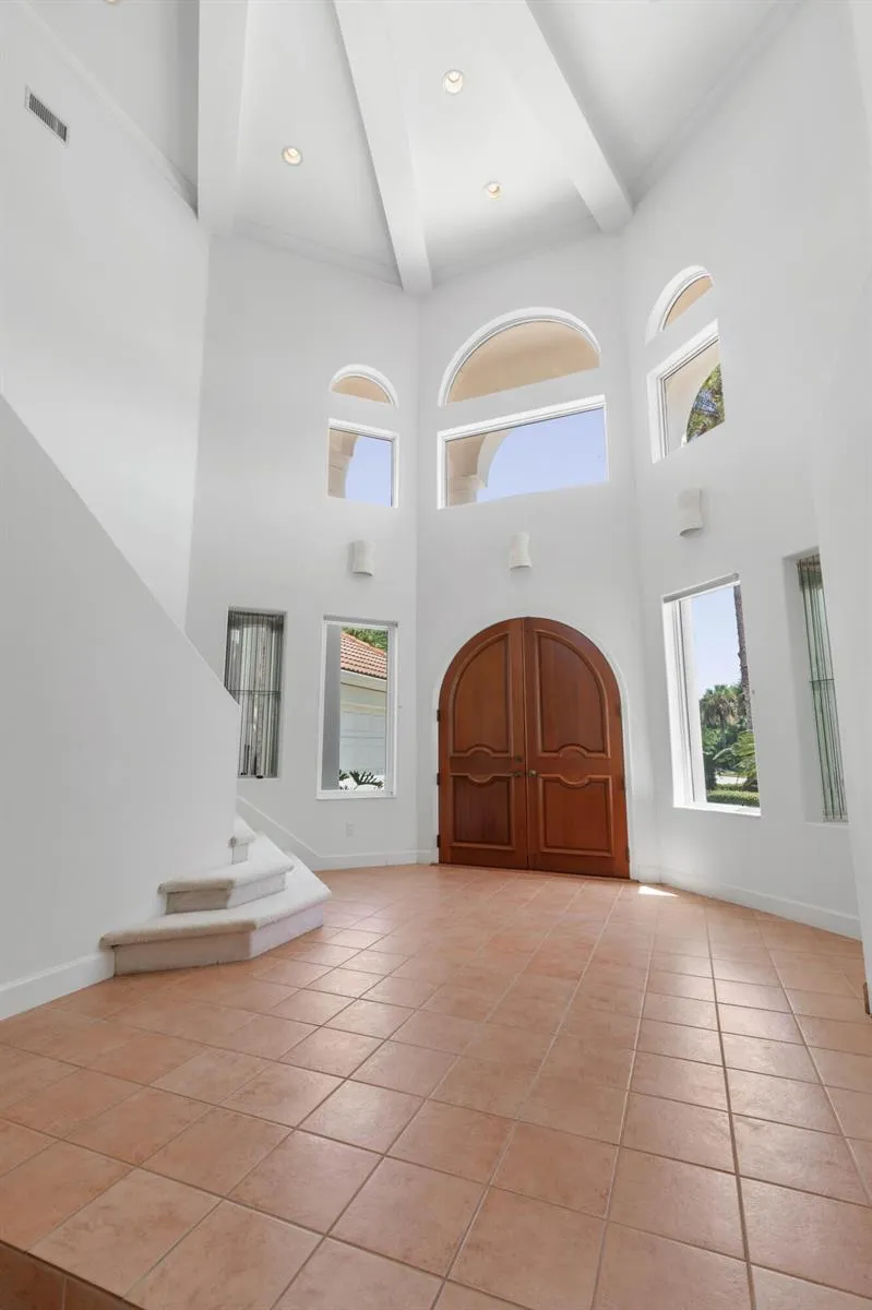 1 Capri Court Palm Coast, FL 32137